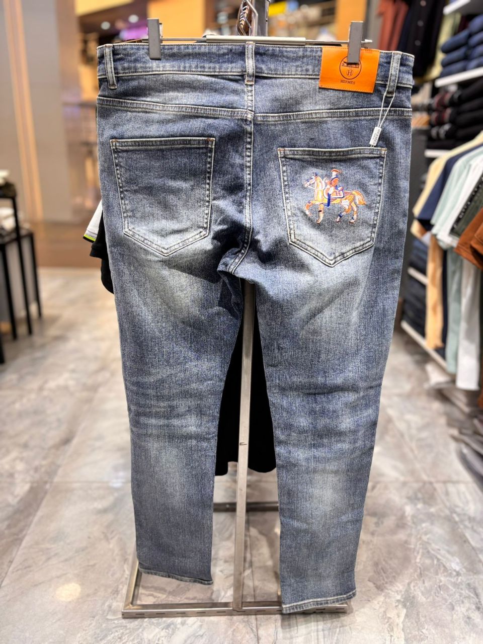 Style-689-Slim Fit Jeans view 5
