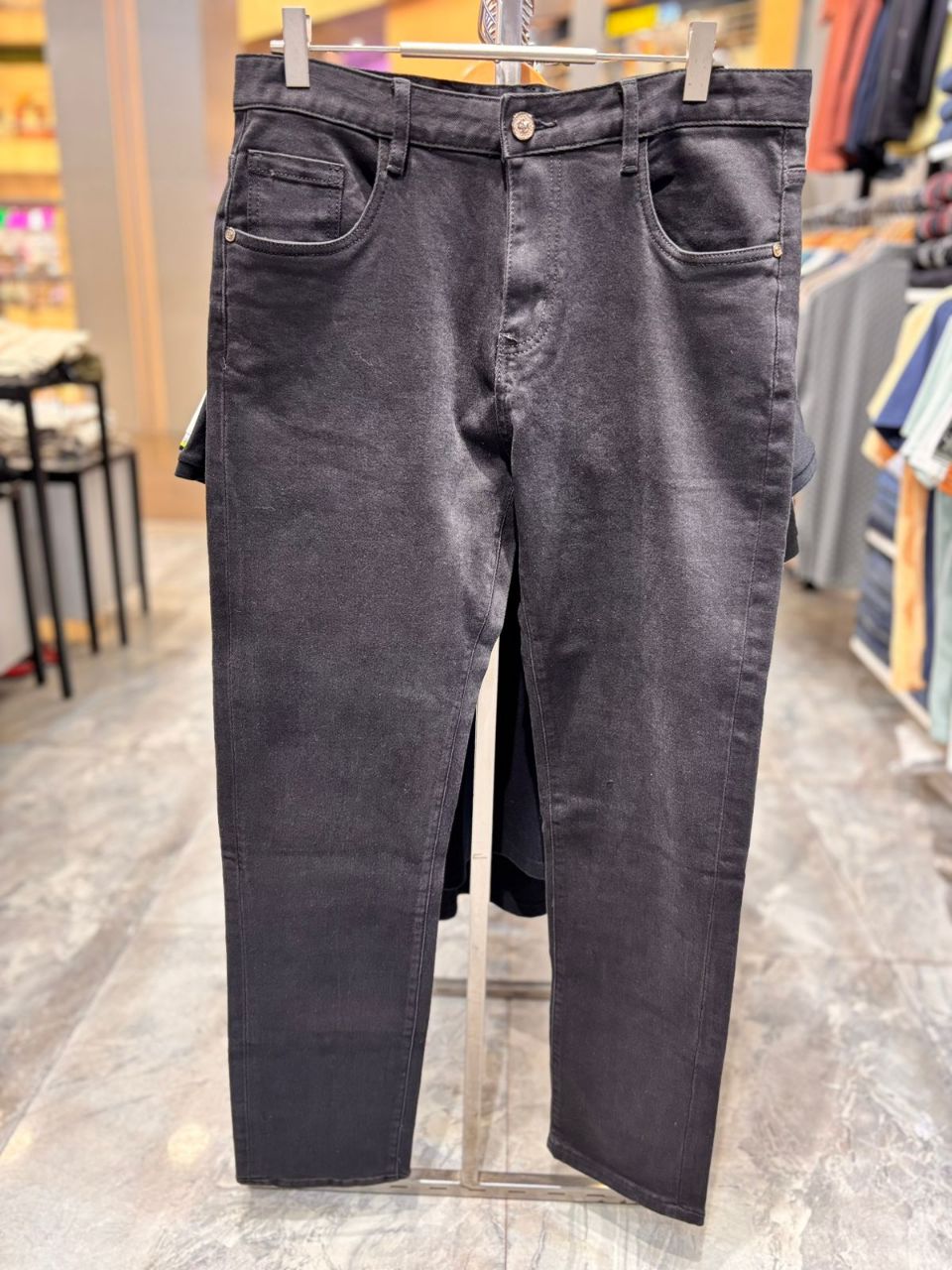 Style-8619-Black Denim Jeans Slimfit view 4