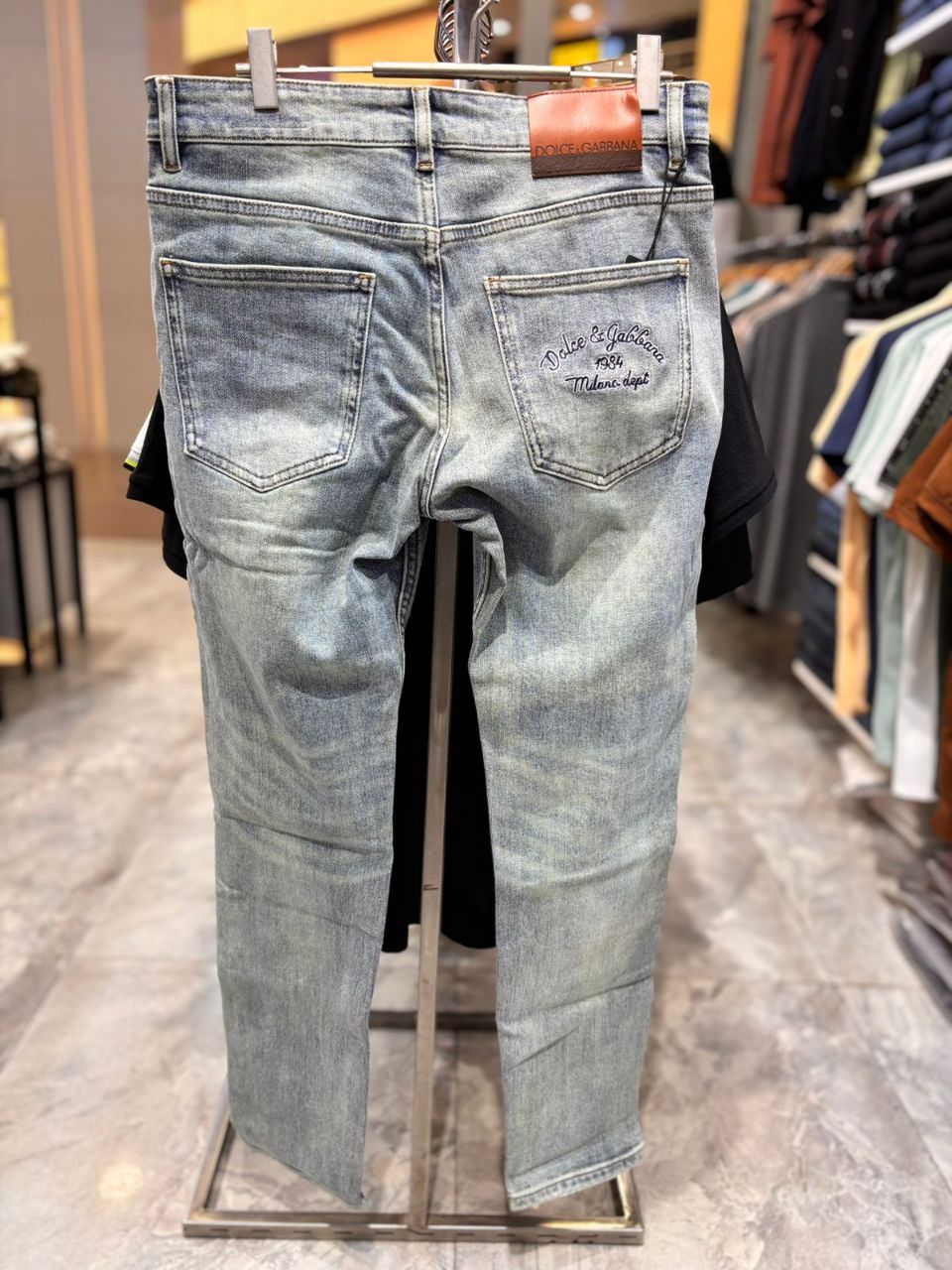 Style-9931-SD&G Slimfit Denim Jeans view 3