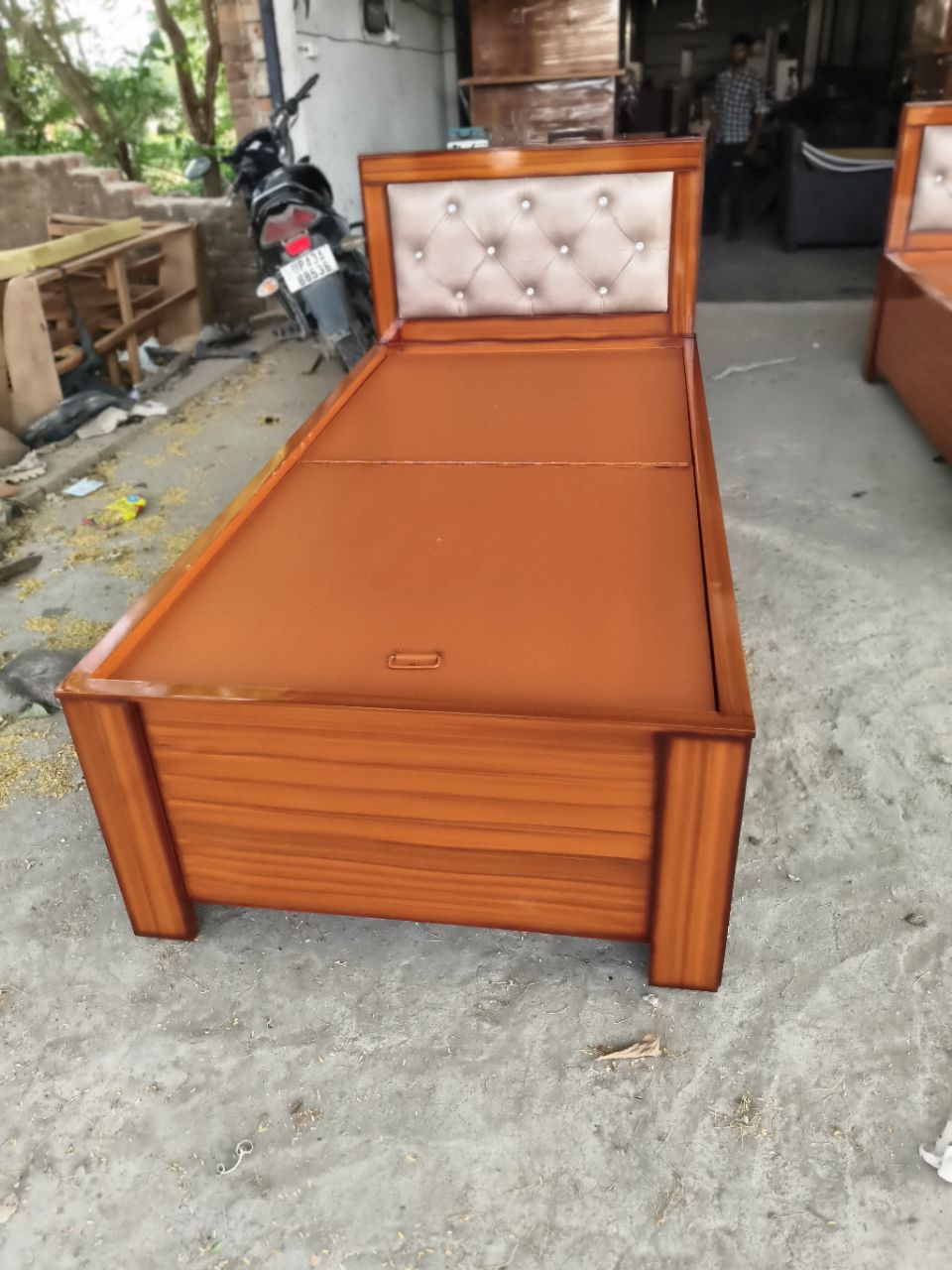 Stylish Deewan Wooden Bed 36x72 view 4