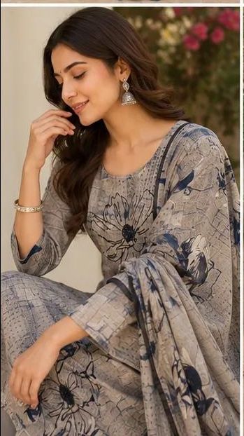 Printed Muslin Silk Stitched Suit - Gry / HC002026 view 3