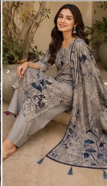 Printed Muslin Silk Stitched Suit - Gry / HC002026 view 5