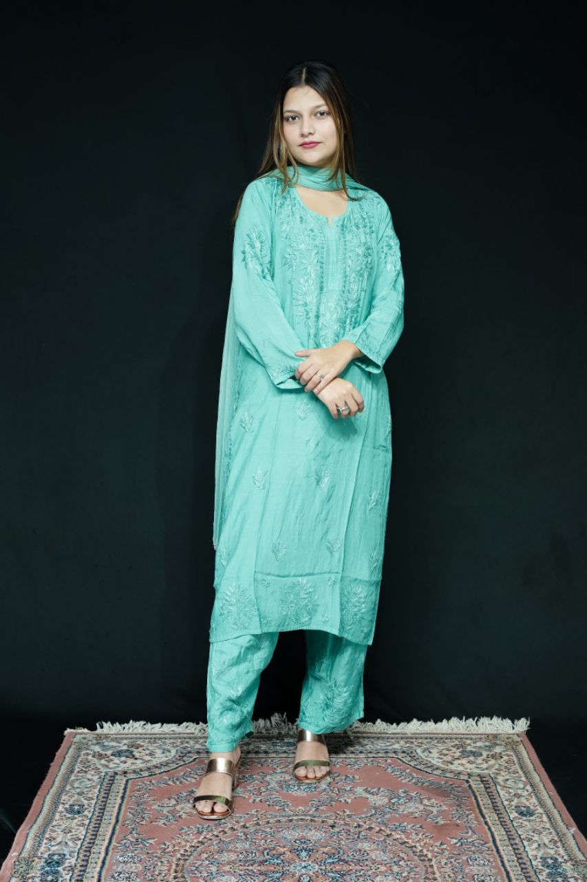 Lucknow Chikan  Hand Embroidered Muslin Set Kurti & Plazzo view 2