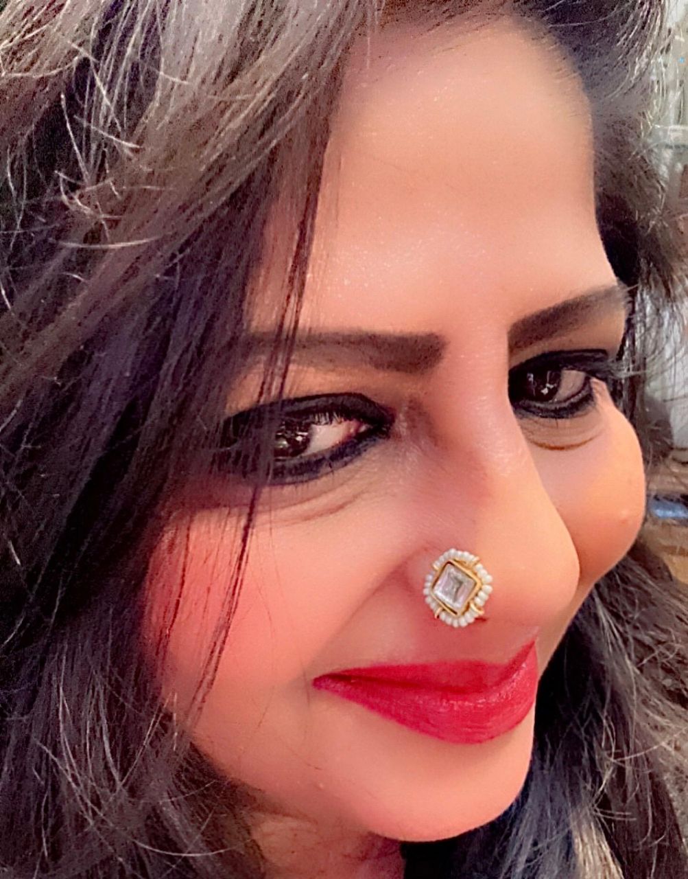 Stylish Nose Pin Pearl Polki