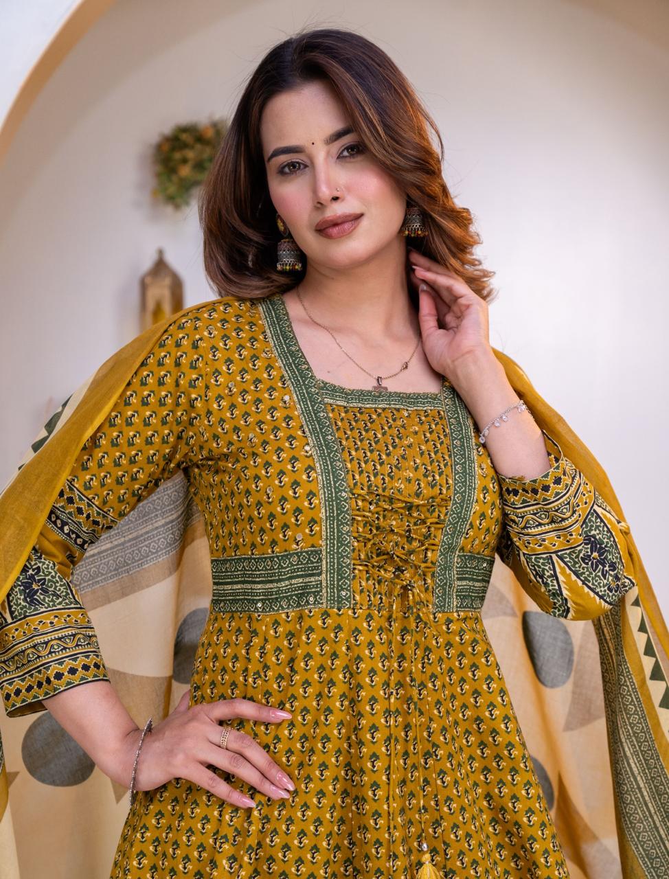 Sunshine Yellow Suit Set view 3