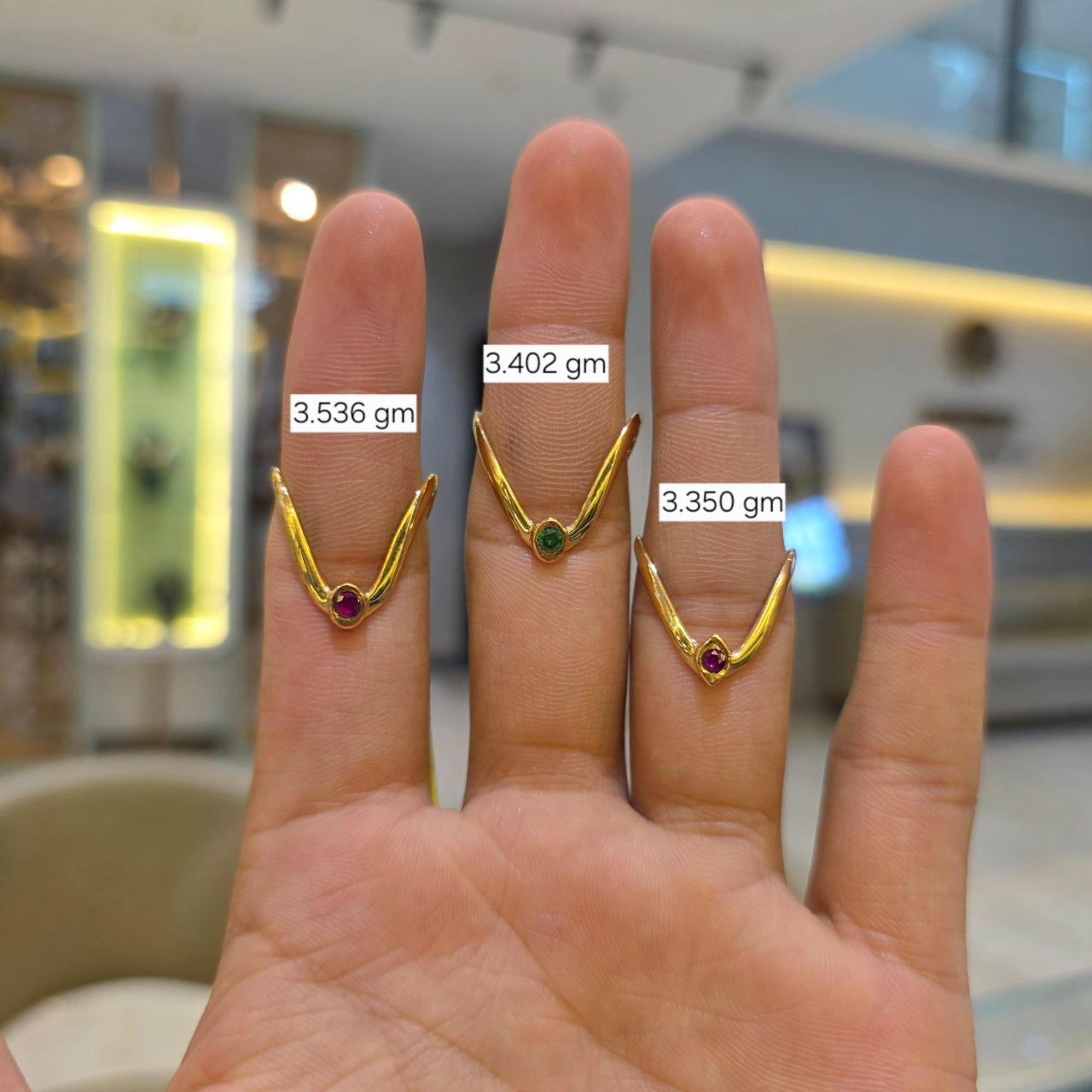 Single Stone Vanki view 2