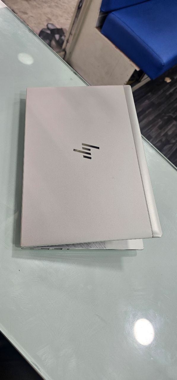 HP EliteBook 830 G8 i7 11th Gen 16GB 512gb view 3