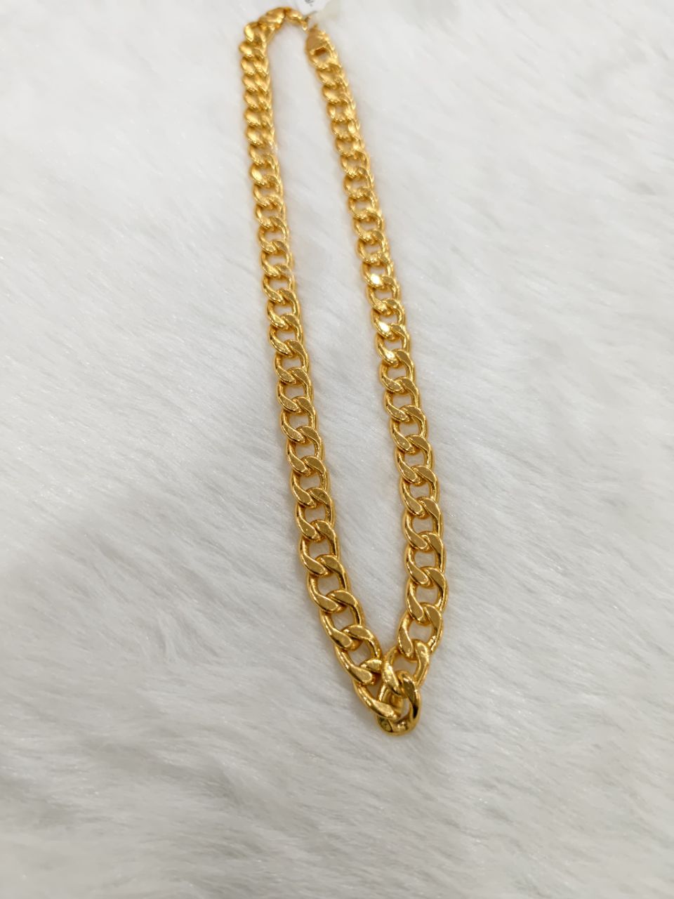 Cuban Link Chain view 3
