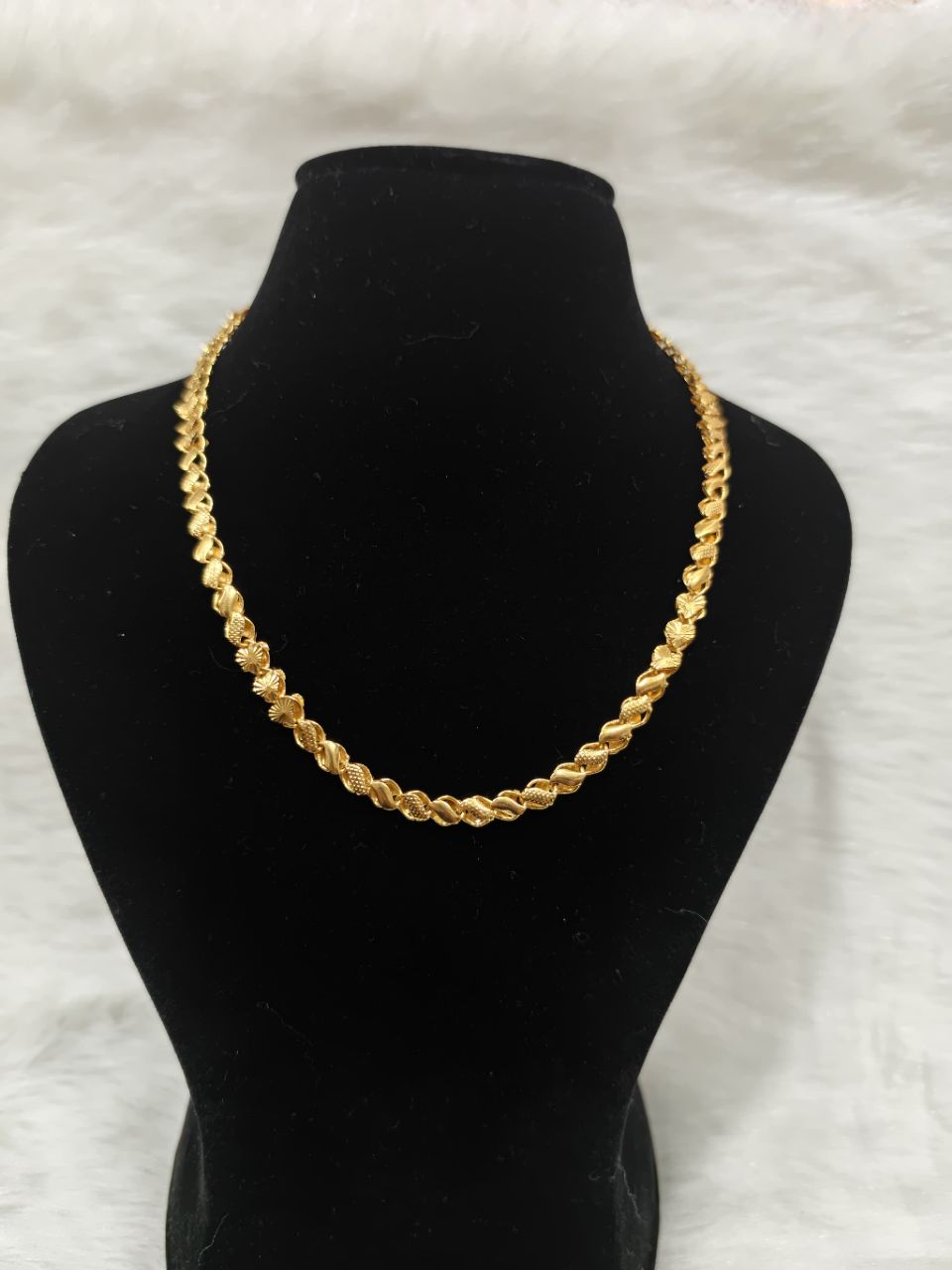 Star Cut Stampo Chain view 3