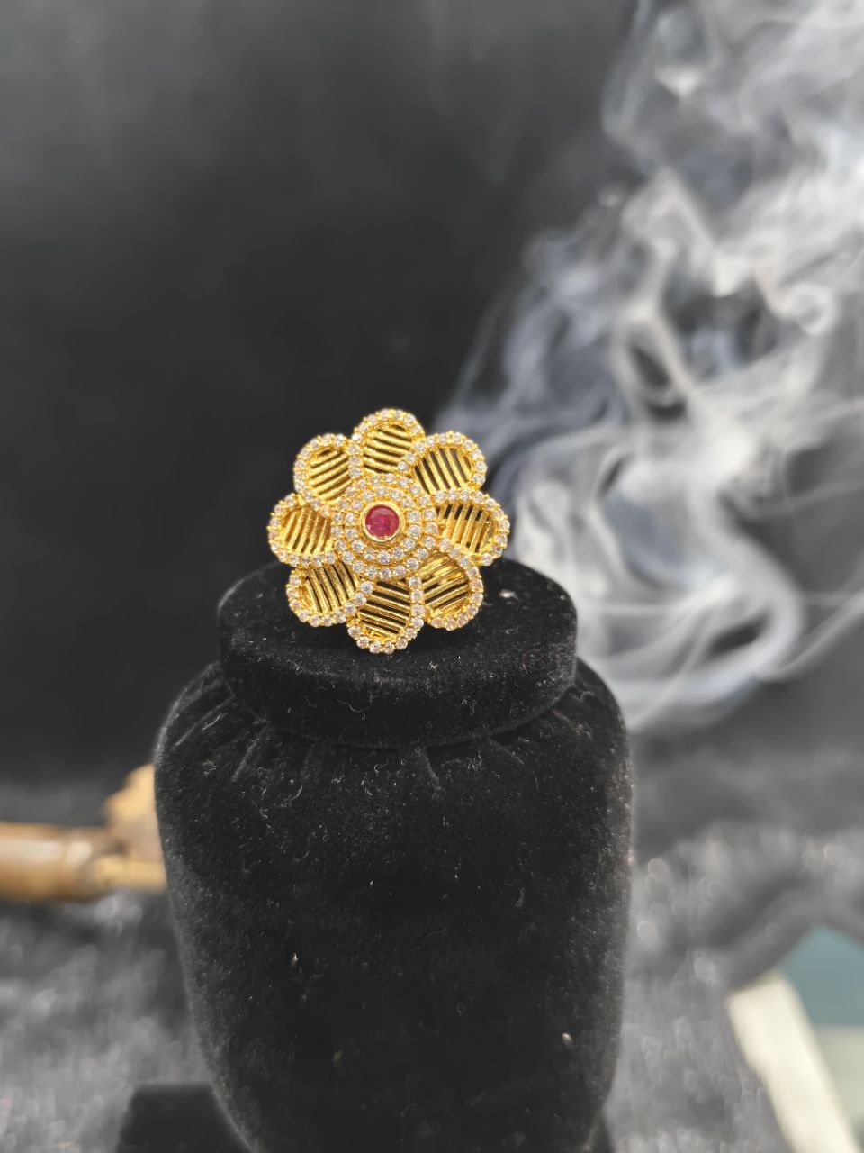 Jaali Work Flower Ring view 2