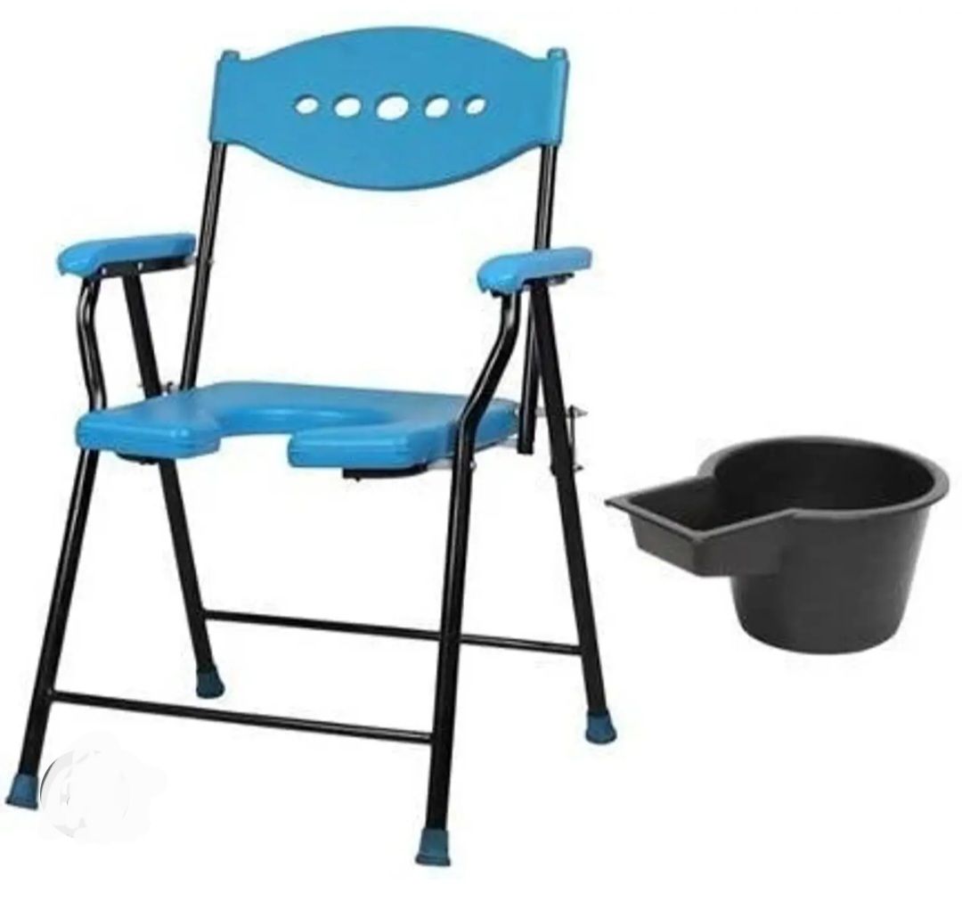 Commode Chair view 3