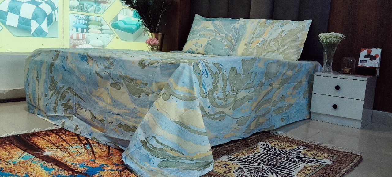 Marble Pattern Bed Cover
