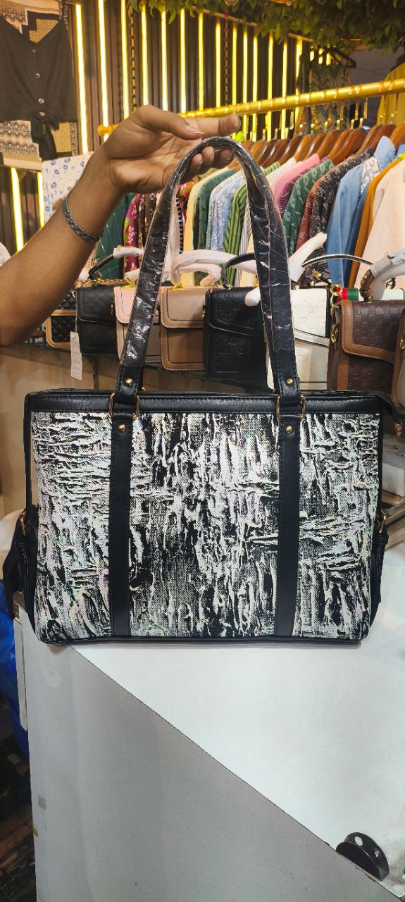 Stylish Tote Bag👜 view 3