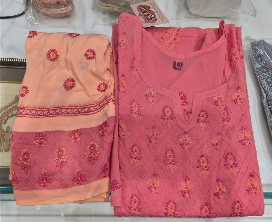Chikankari Kurta Set by Bel Boota view 7
