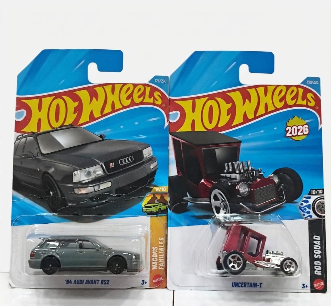 Hot Wheels 2-Car Combo Pack '94 Audi Avant RS2 & Uncertain-T | 1:64 Scale