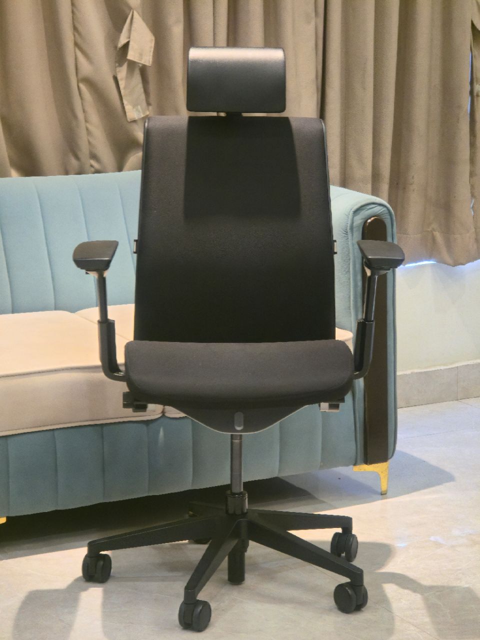 Steelcase Think V2 view 2