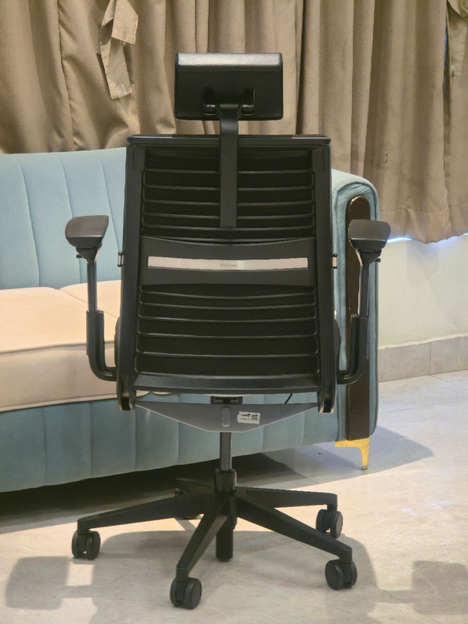 Steelcase Think V2 view 4