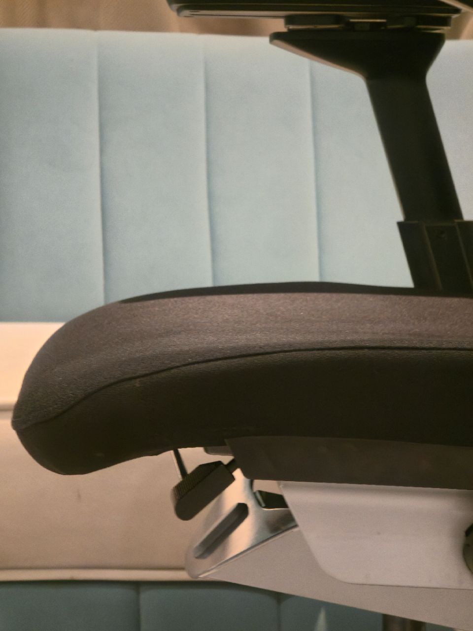 Steelcase Think V2 view 9
