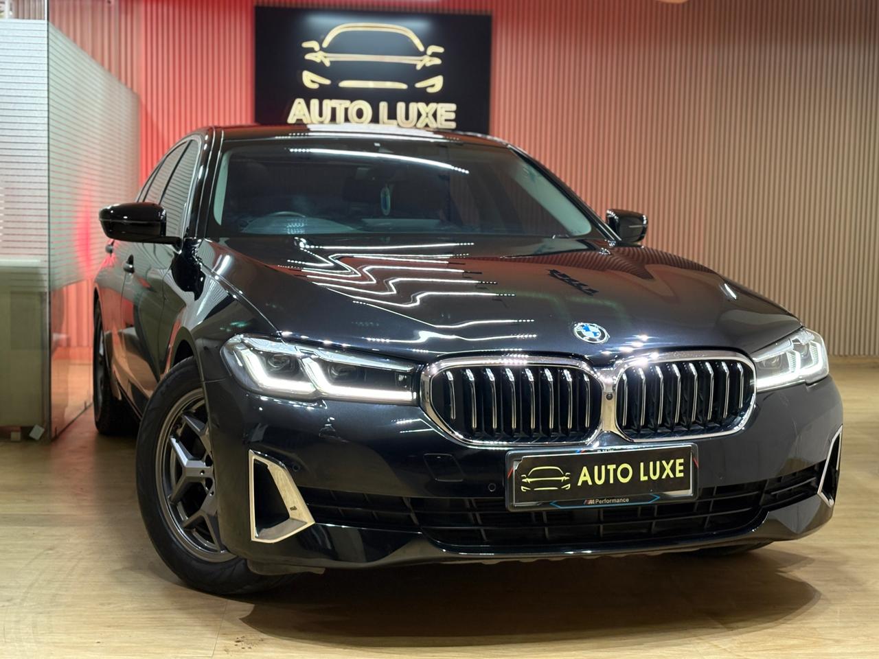 BMW 5 Series view 2