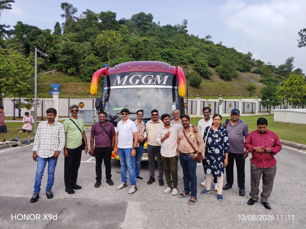MGGM Tour Coach