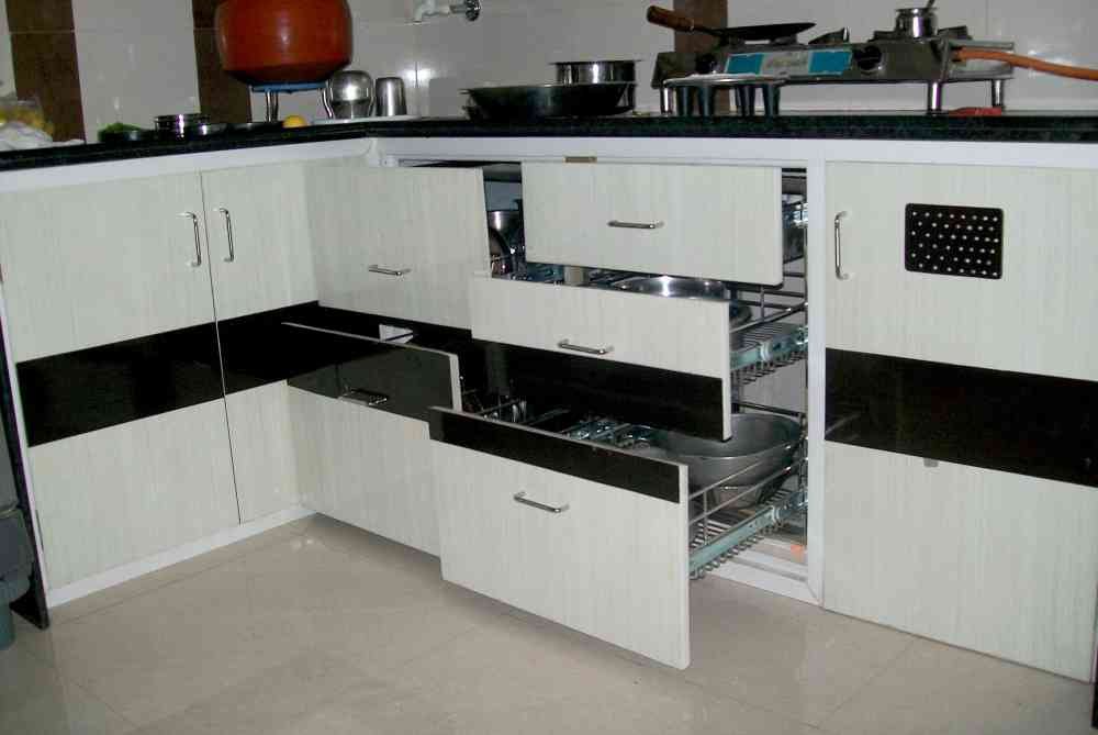Cupboard and Drawer view 2