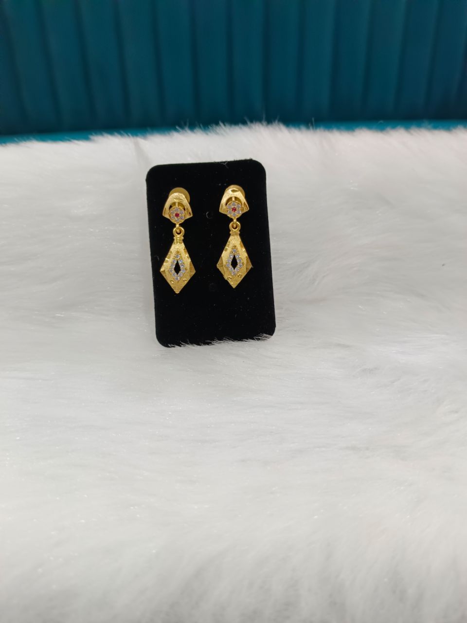 Elegant Gold Plated Earrings 003 view 3