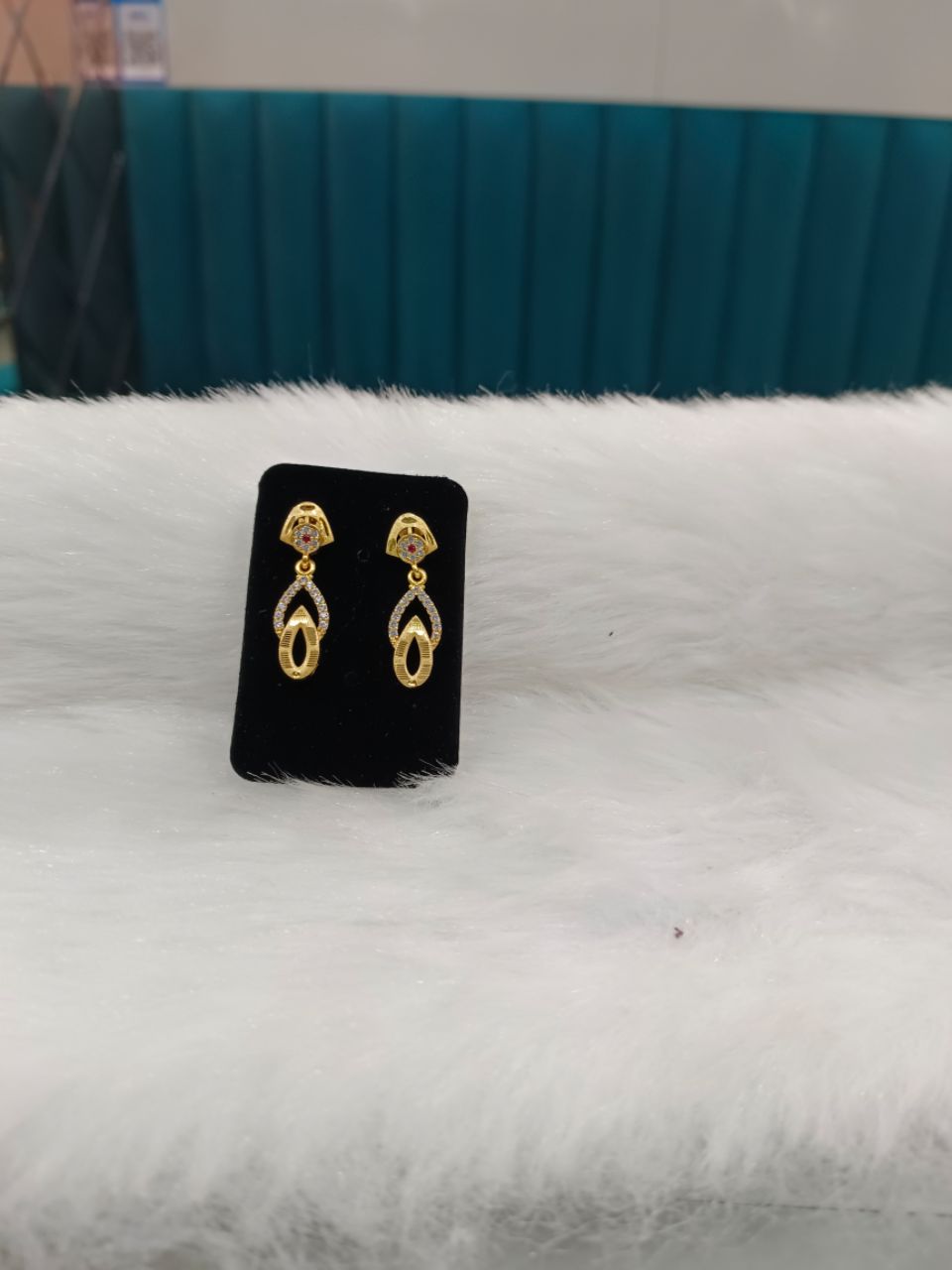 Gold Plated Earrings 005 view 3