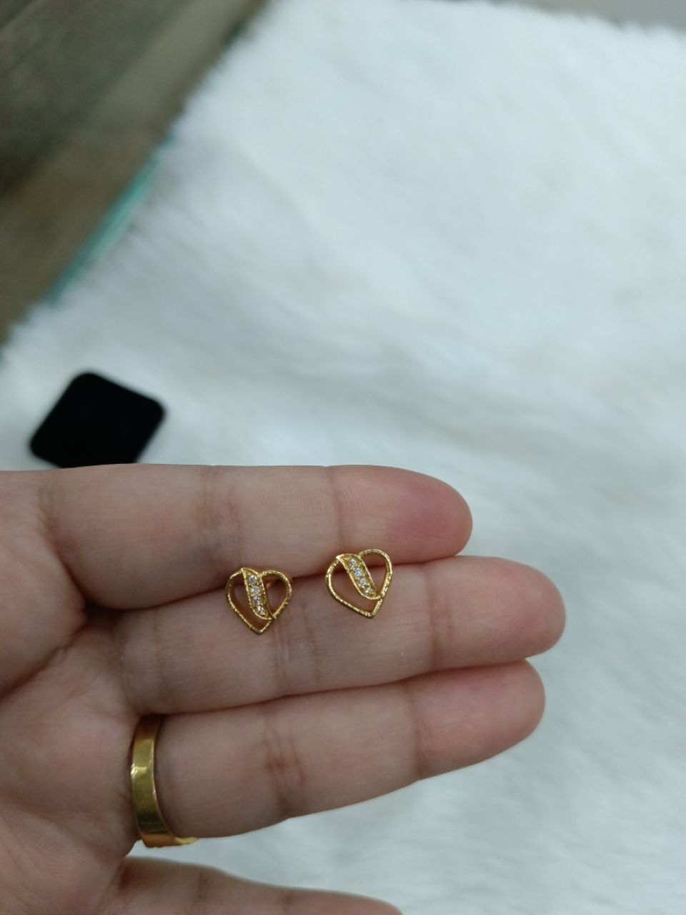 Heart-Shaped Earrings 27 view 2