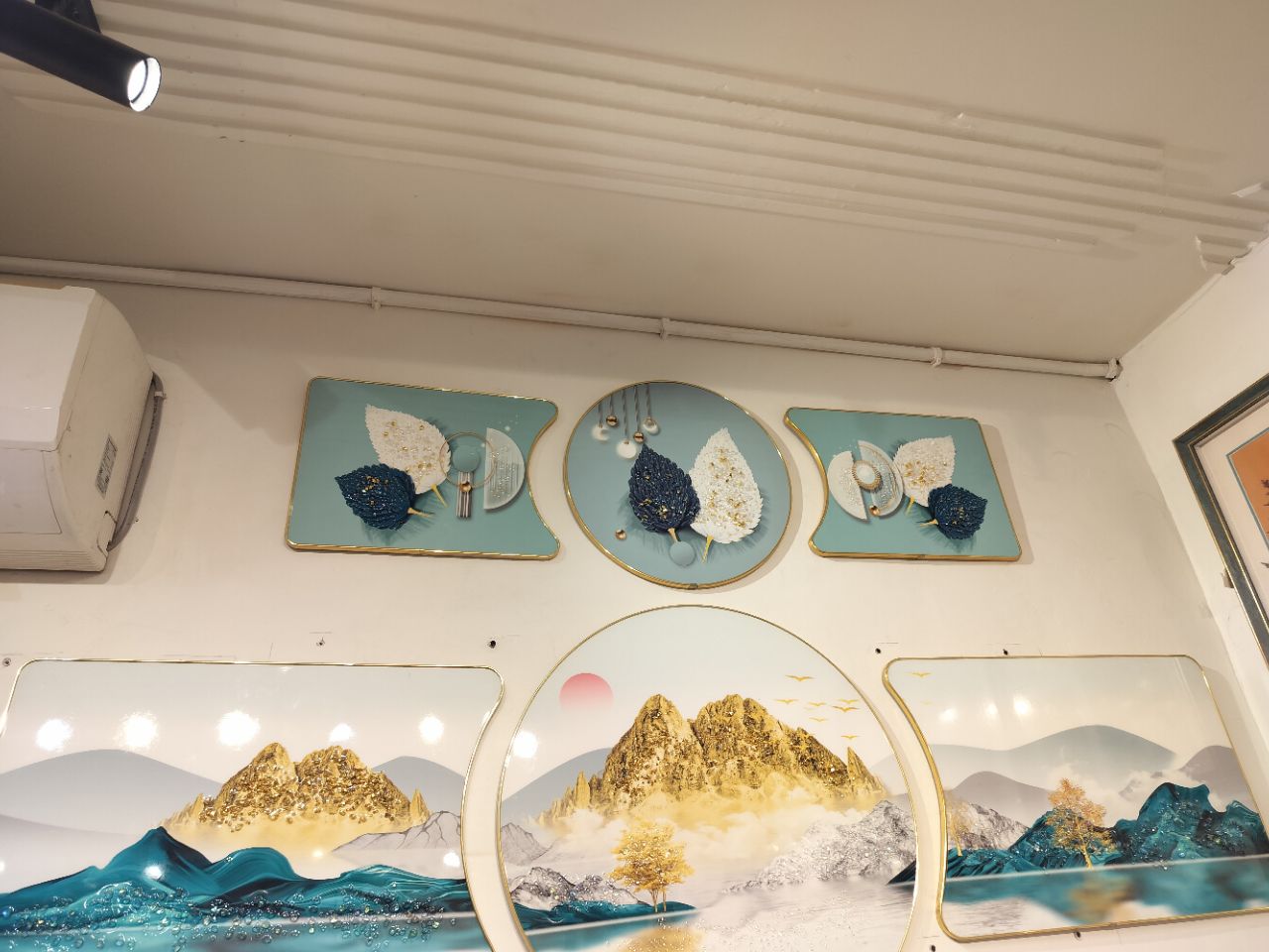 Decorative Wall Plate Set view 2