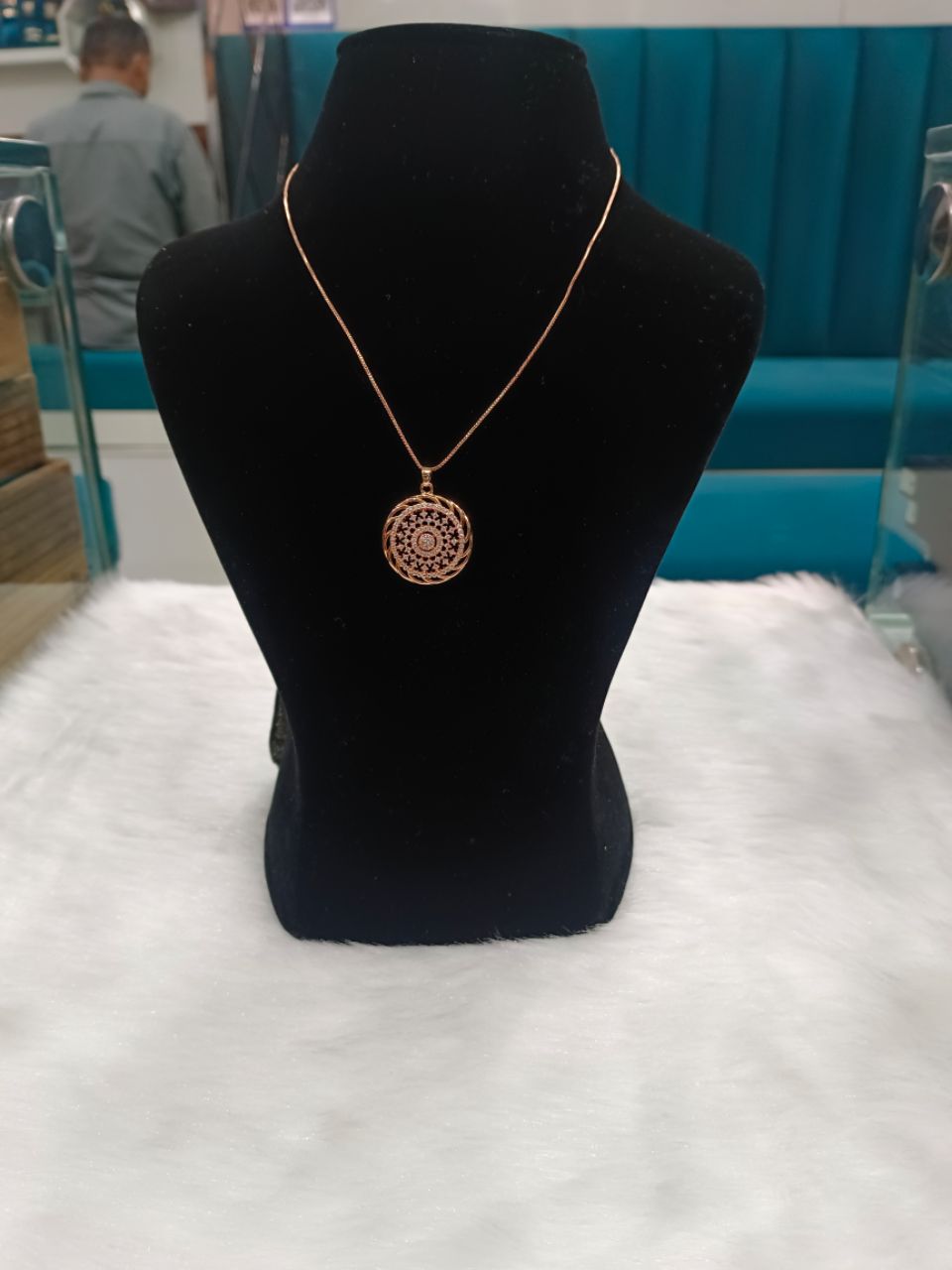Elegant Pendant Set In Rose Gold 5 view 5