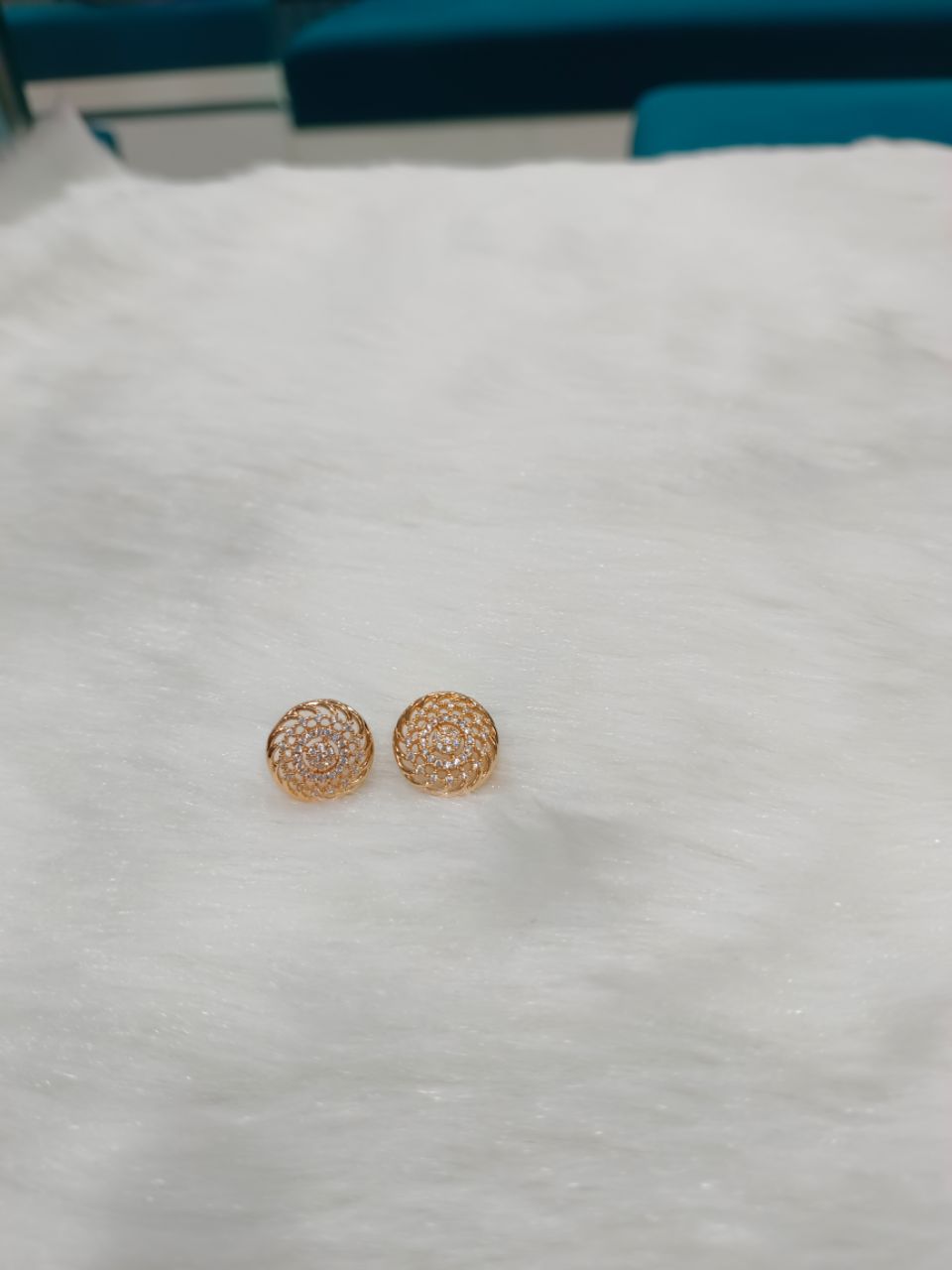Earrings In Rose Gold 45 view 3