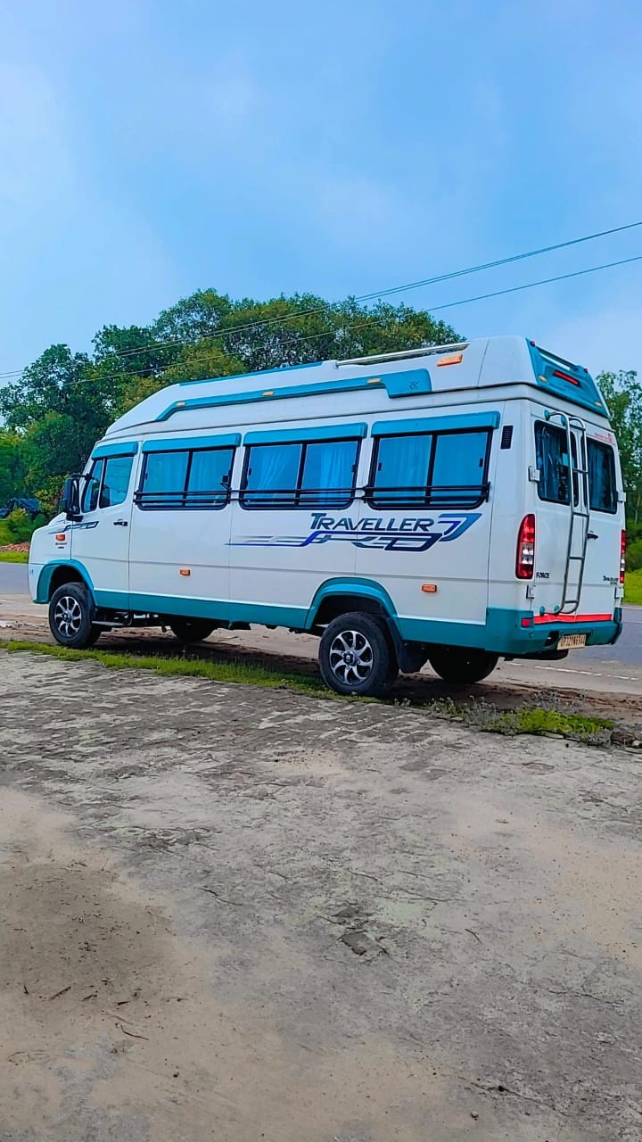 17 Seater Traveller