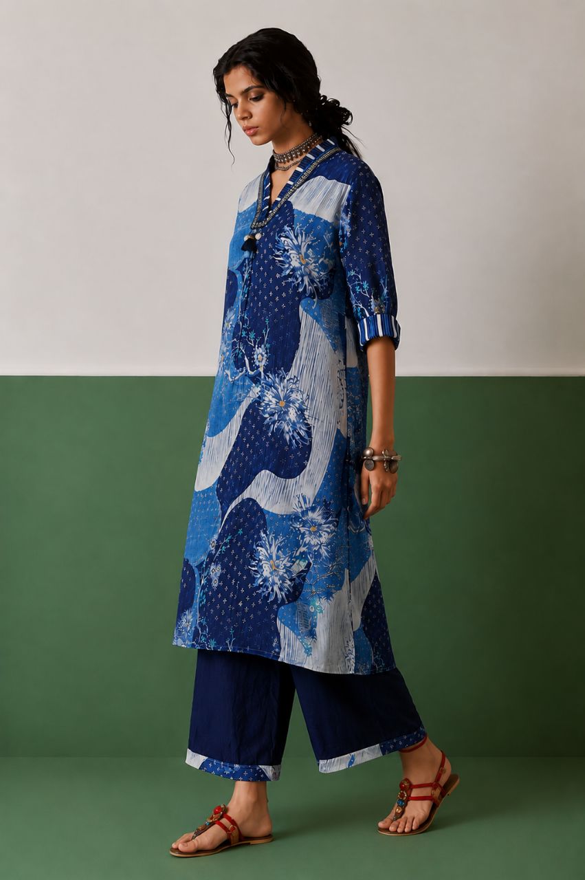 Midnight blue crepe kurta set with neckline highlight view 2