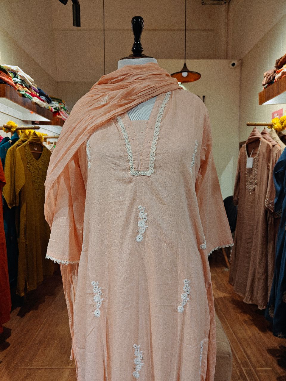 XL Peach pink mul cotton kurta with floral embroidery view 4