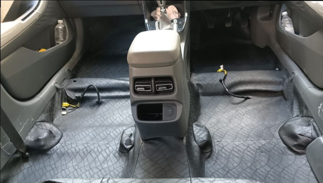All Cars Floor Matts view 3