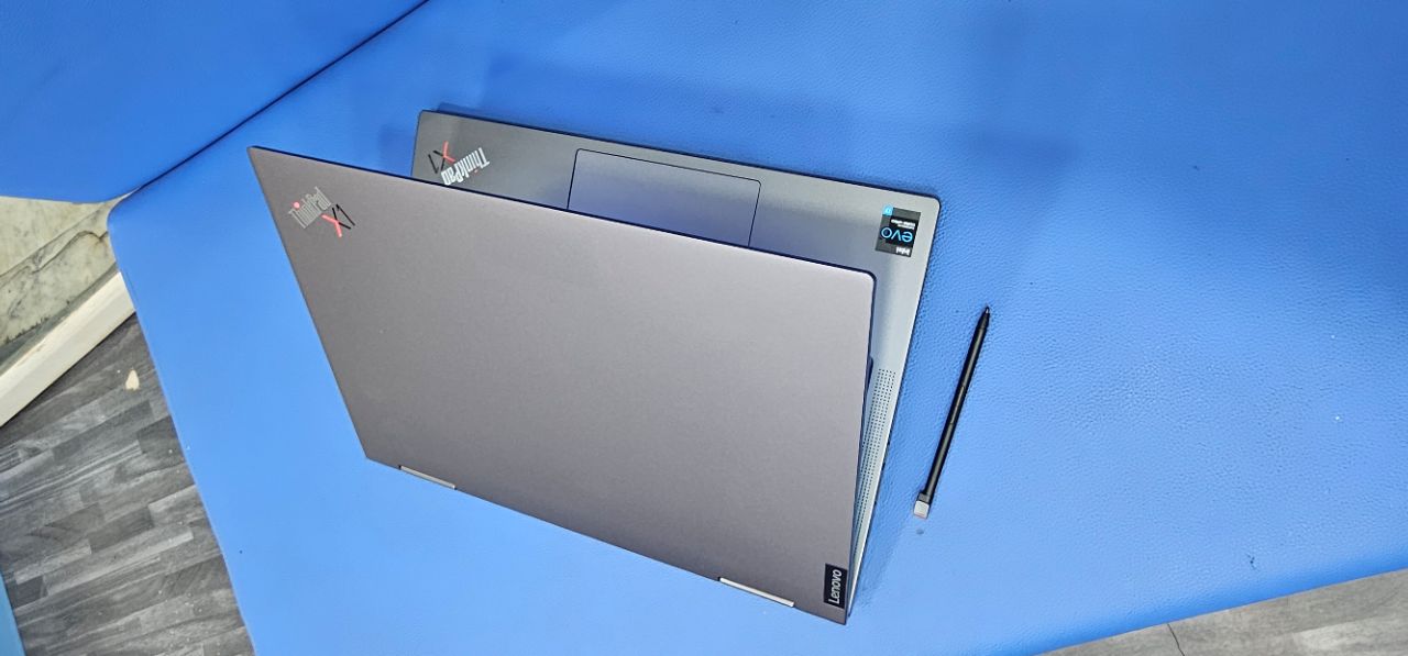 Lenovo ThinkPad X1 YOGA i7 11th Generation view 6