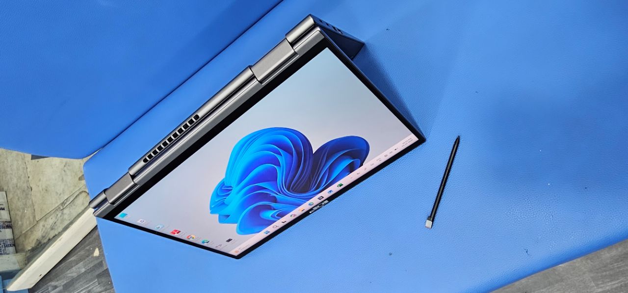 Lenovo ThinkPad X1 YOGA i7 11th Generation view 5