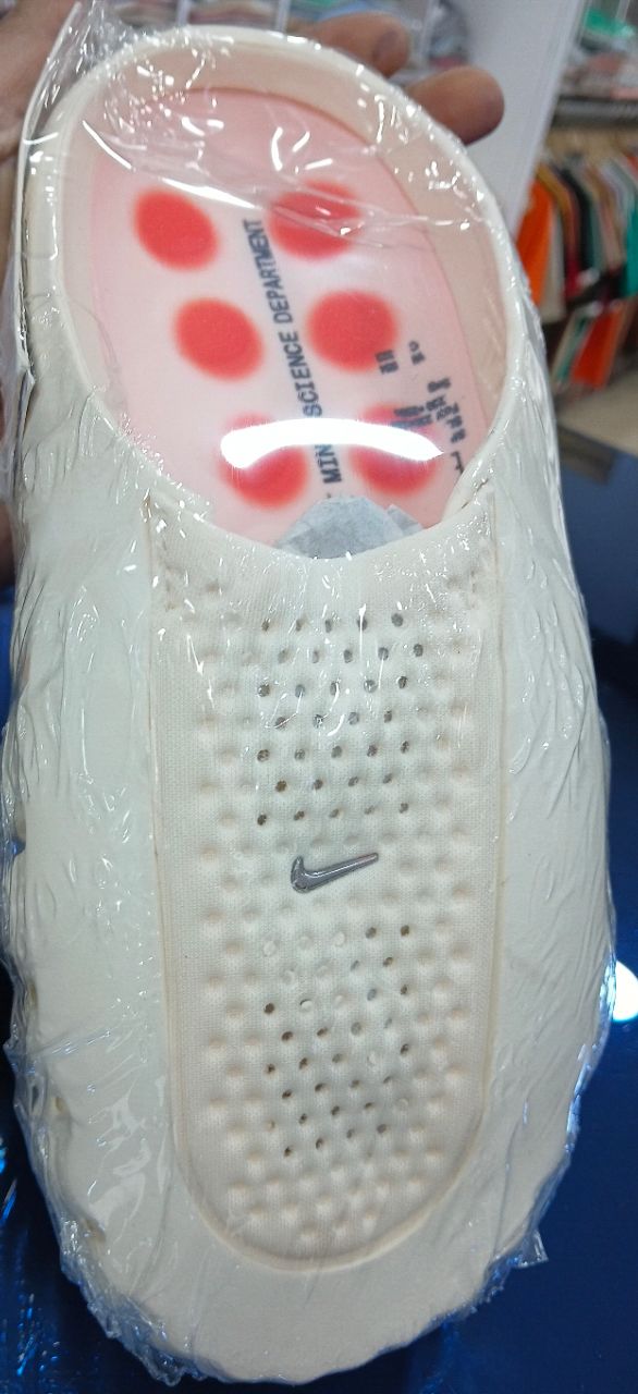 Nike Mind 001 Slide Light