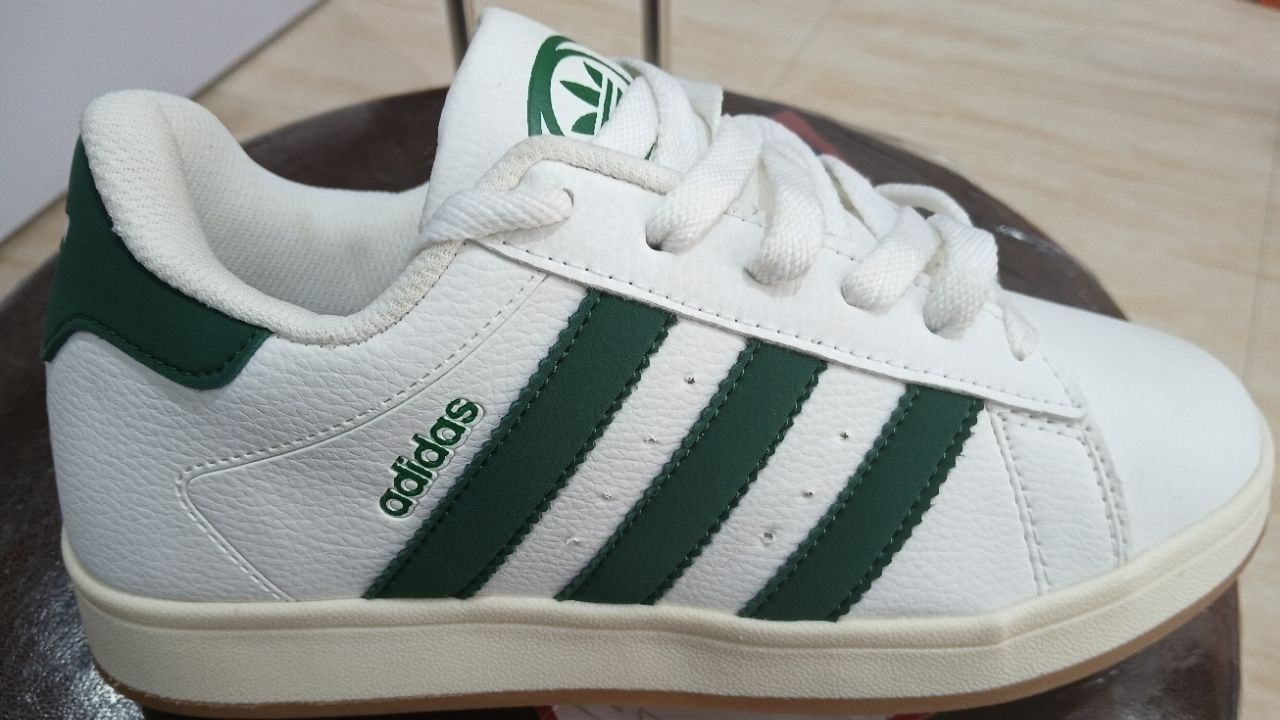 Adidas Sneaker 2