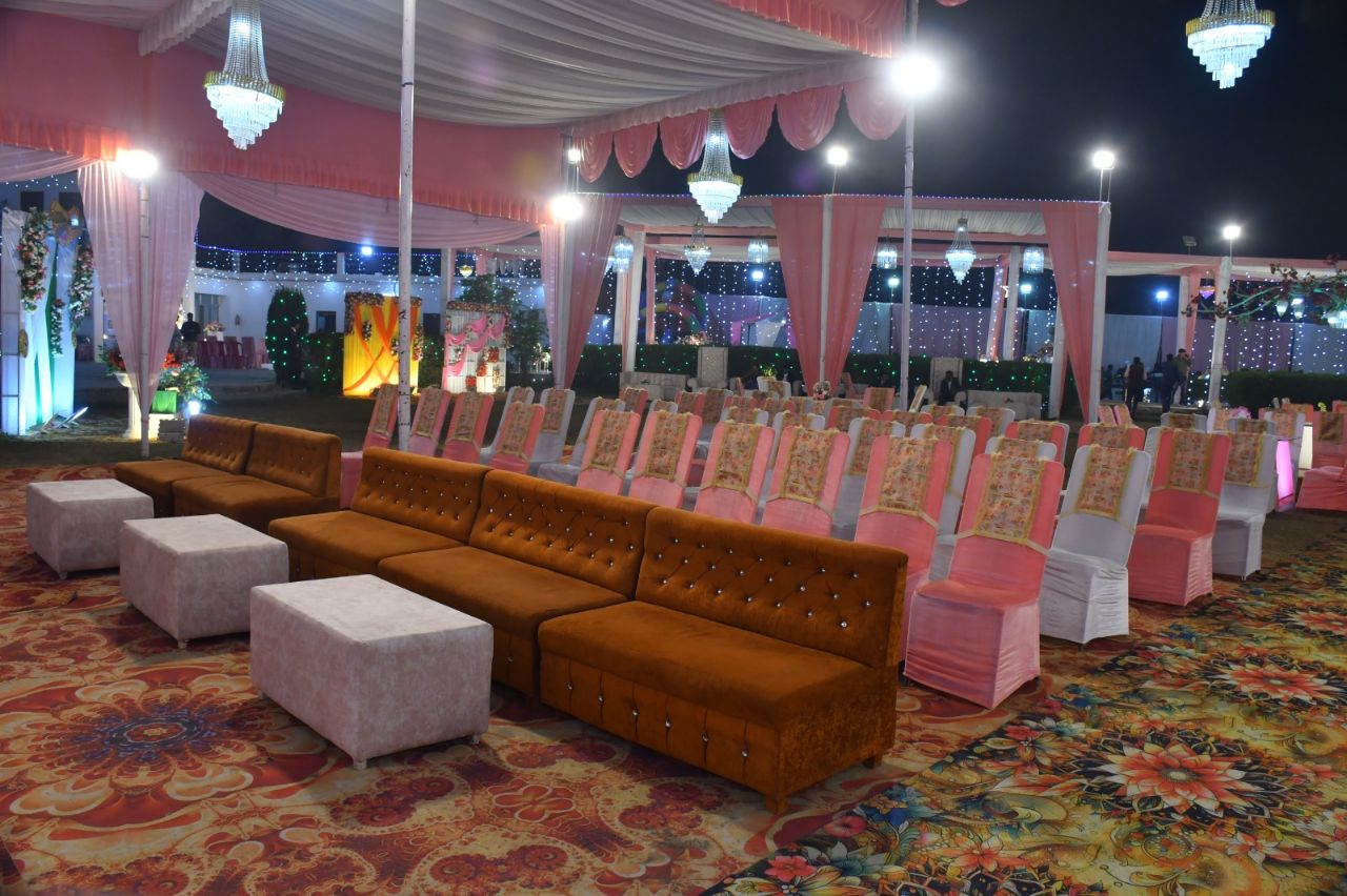 Decorative Wedding Sofa Set view 5