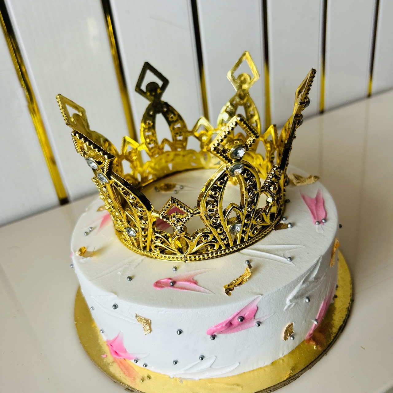 Royal Crown Cake
