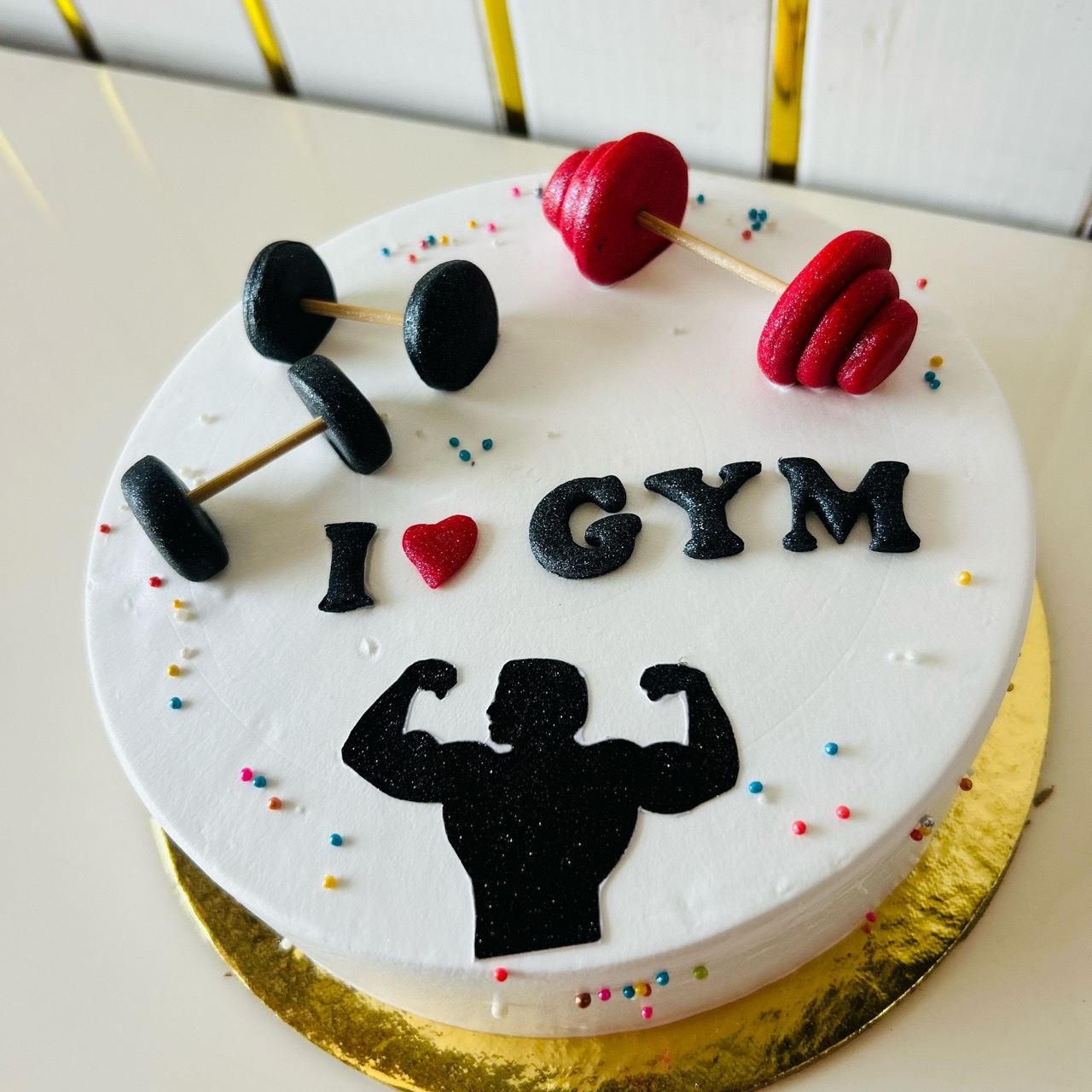 Gym Enthusiast Cake half kg