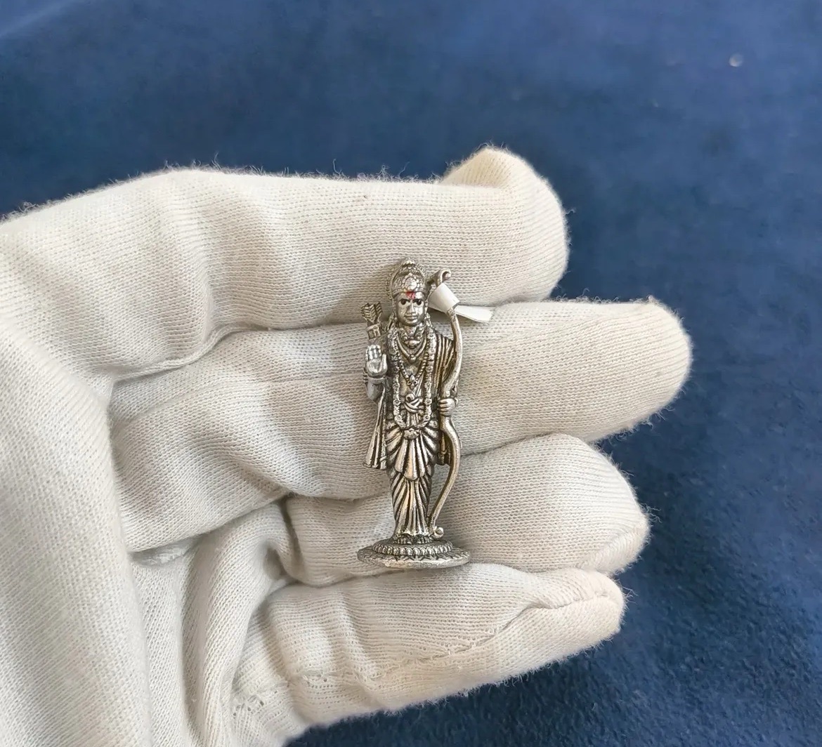 Silver Idols view 5