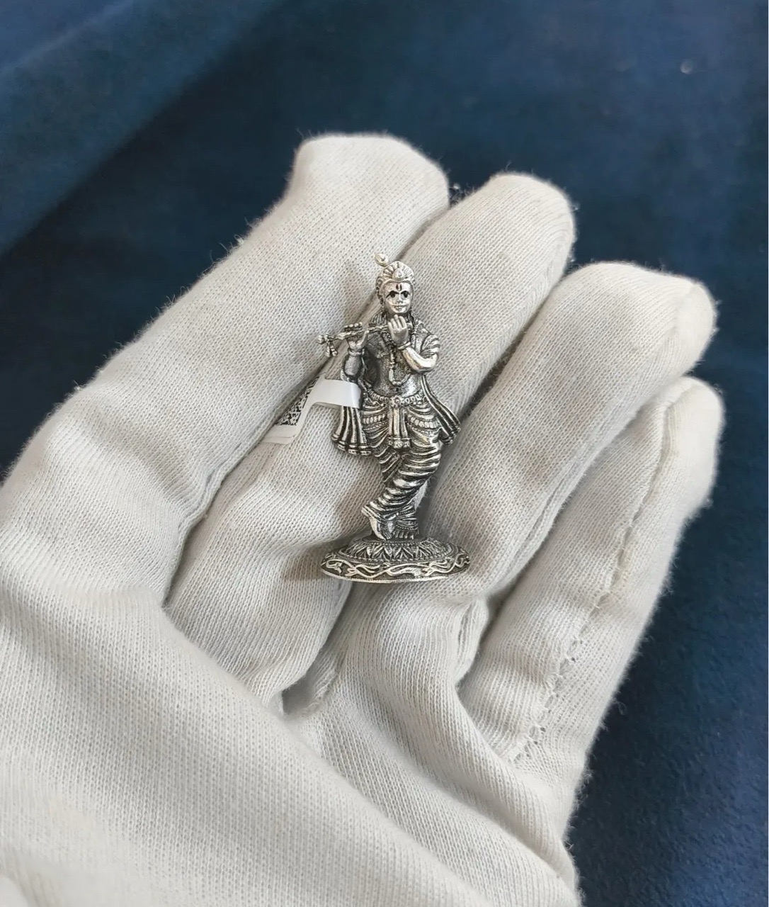 Silver Idols view 3