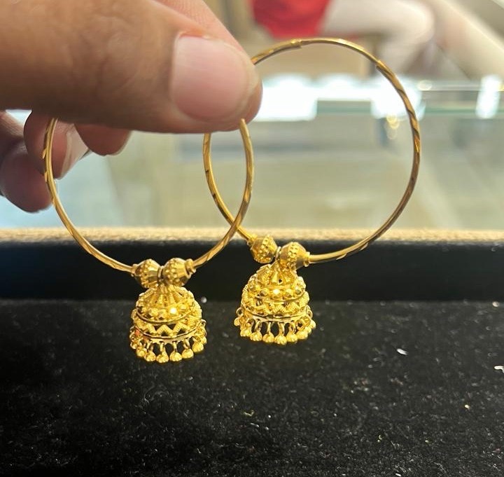 Bali along with Jhumke