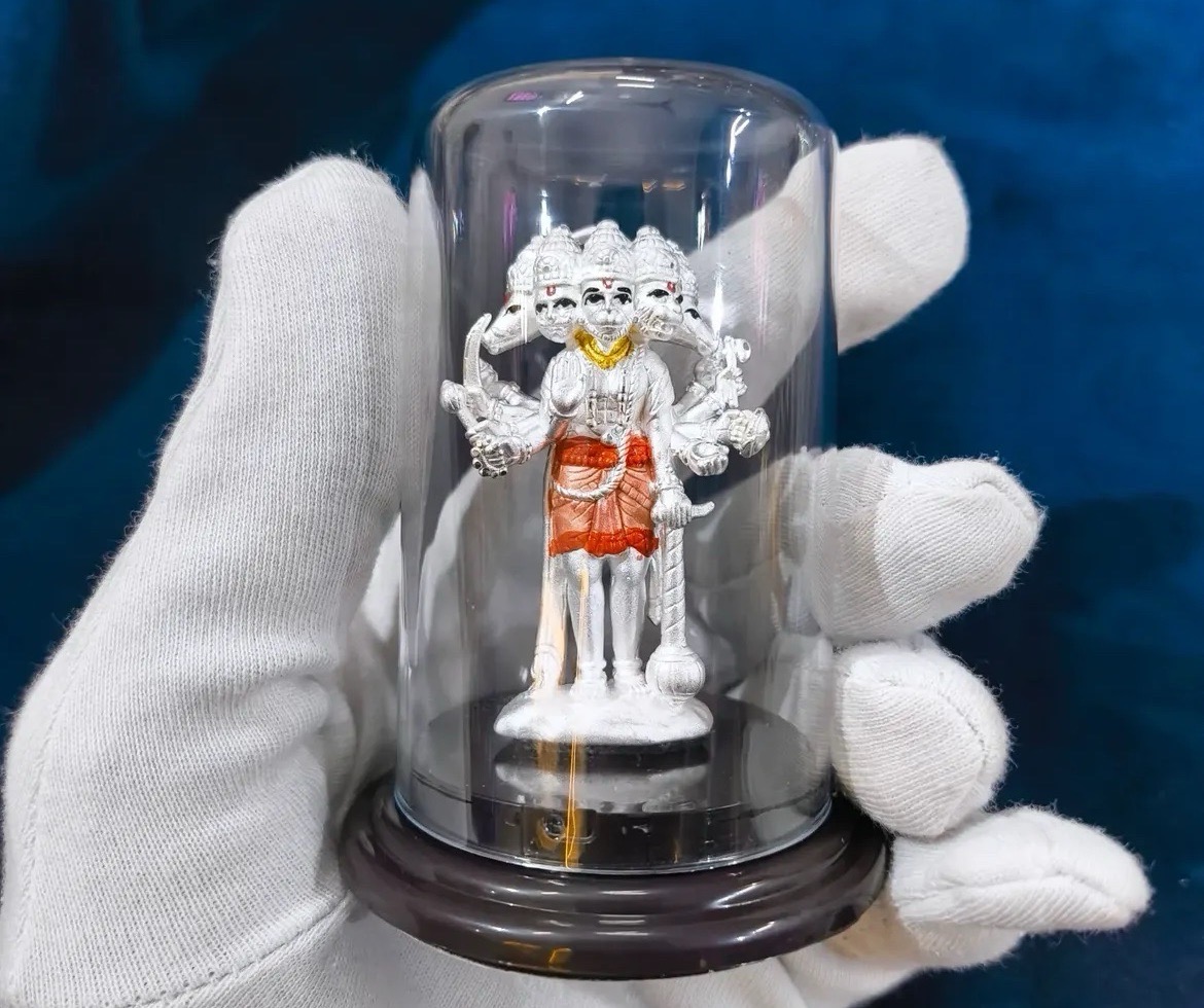 999 Silver Idols (Vishnu ji, Radhakrishna ji, Saraswati ji, Panch Mukhi Hanuman ji, Ram ji) view 4