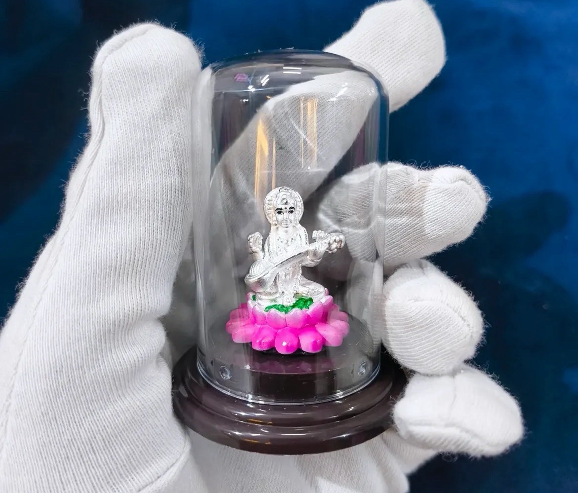 999 Silver Idols (Vishnu ji, Radhakrishna ji, Saraswati ji, Panch Mukhi Hanuman ji, Ram ji) view 3