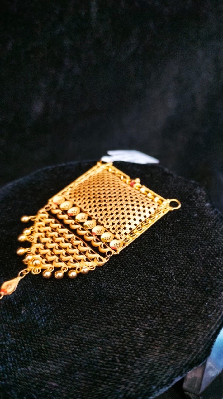 Double Kunda Locket Lightweight (18k)