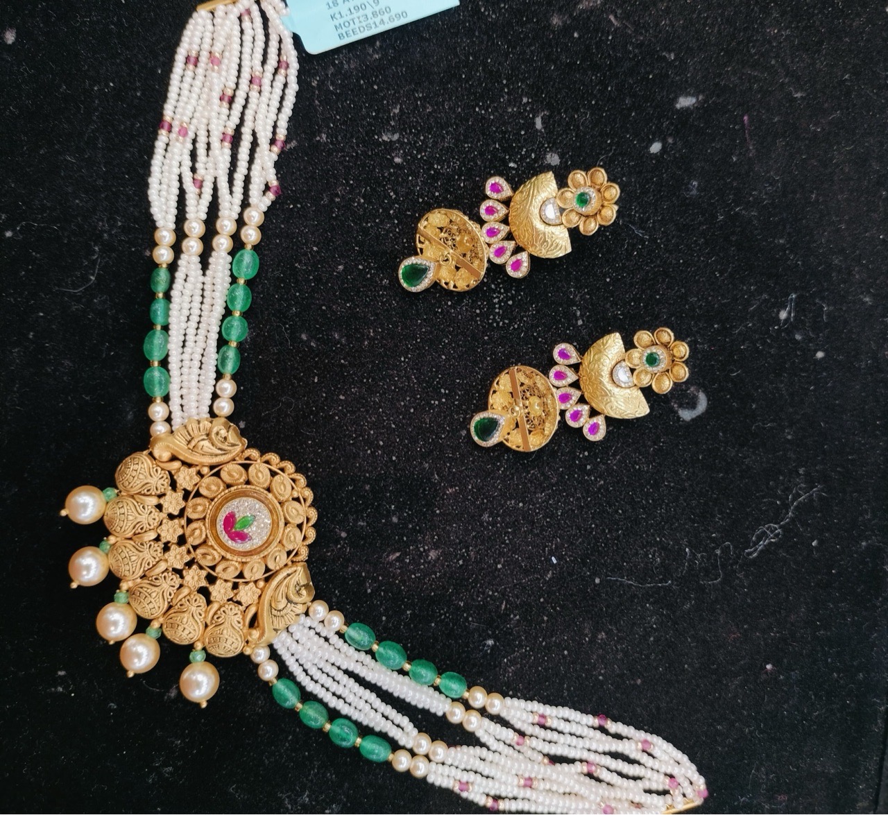 Traditional Necklace and Earrings Set