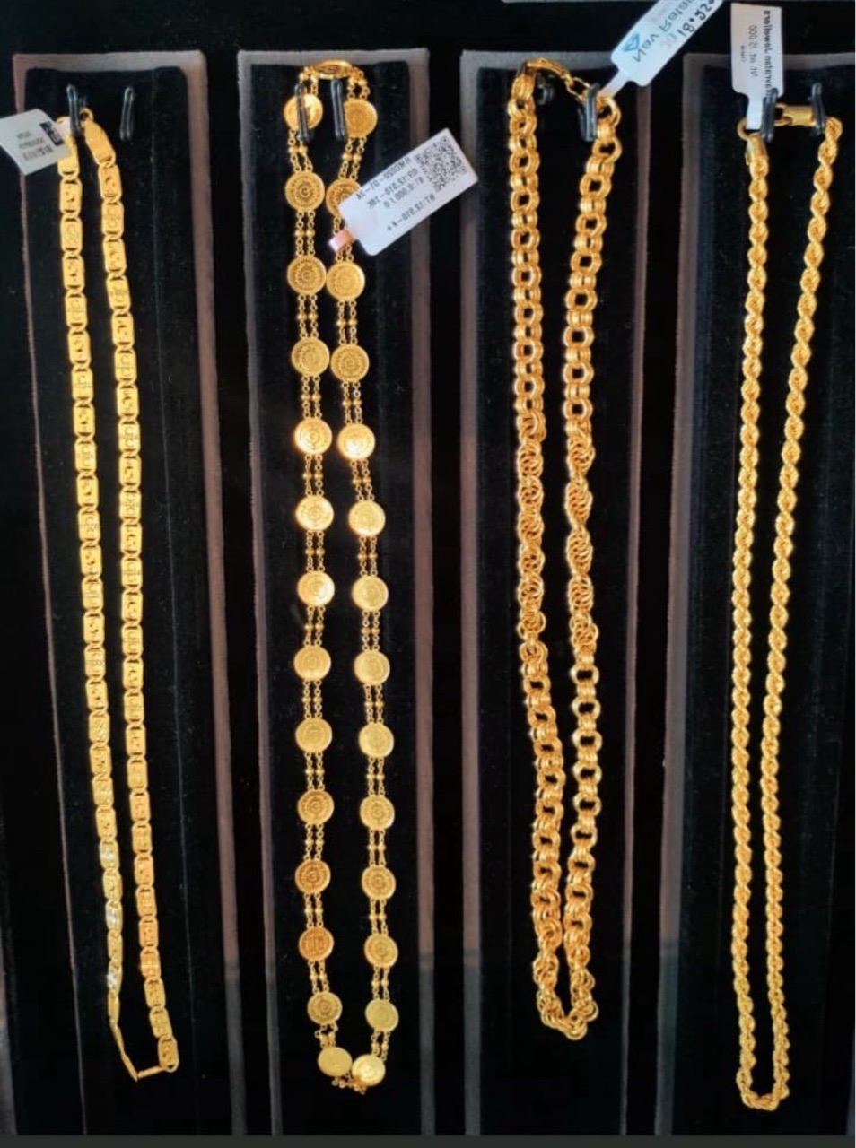 Gold Chain Collection